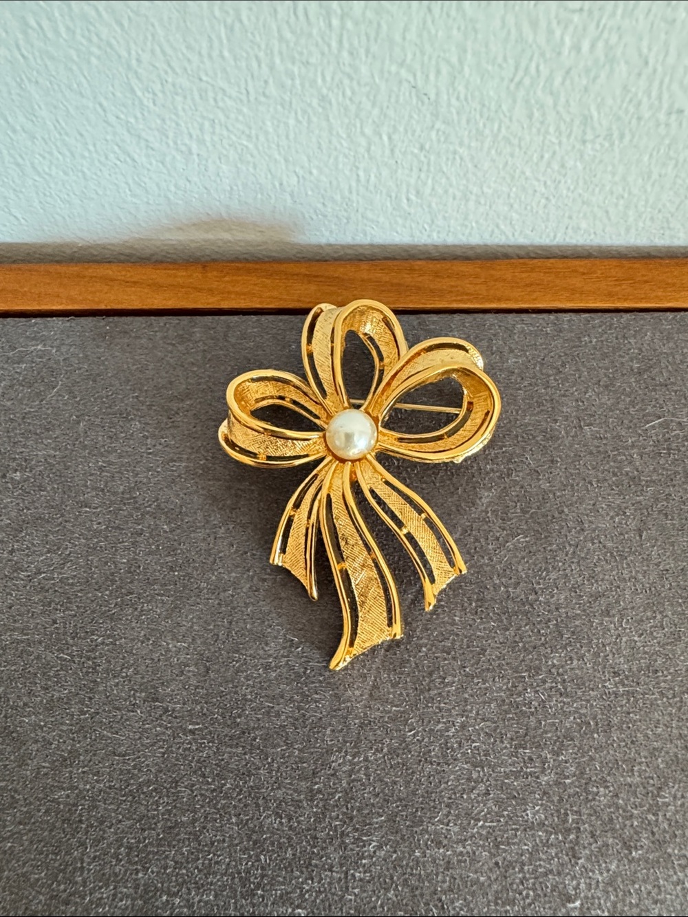 Vintage Napier Gold Tone Bow Pin Brooch with Pearl Accent